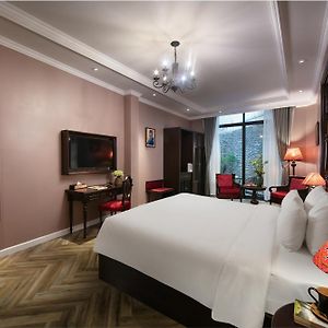 Premium Suite